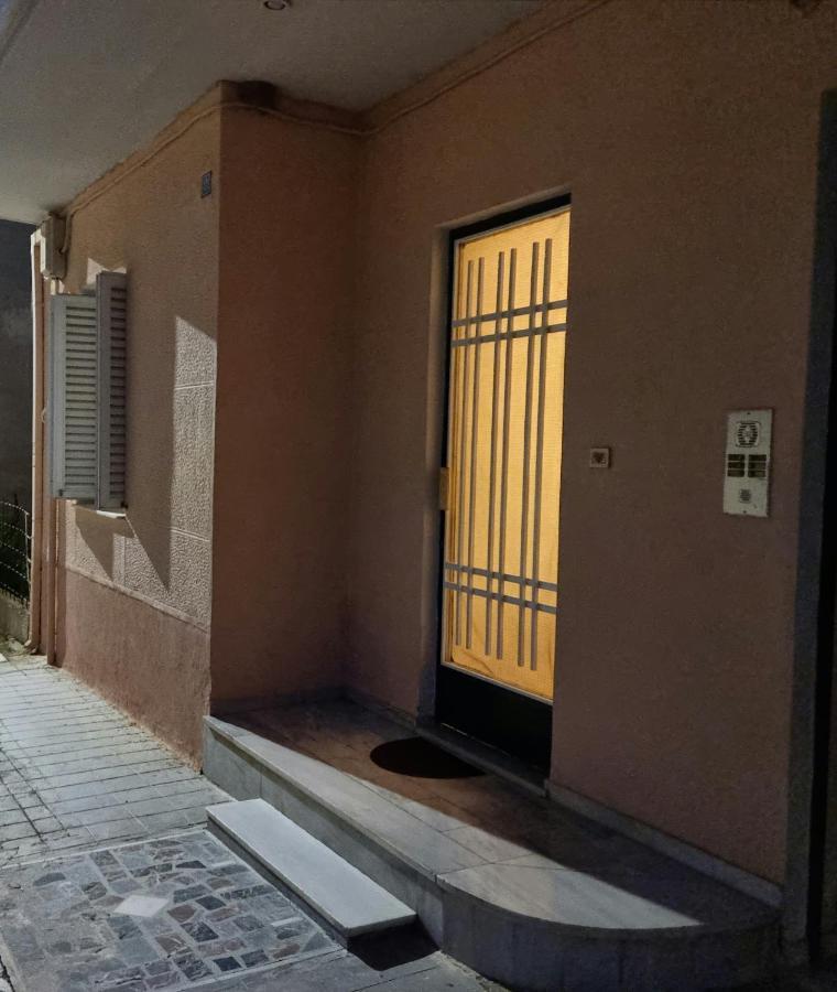 Leonidas Private Apartment in Sparta Exterior foto